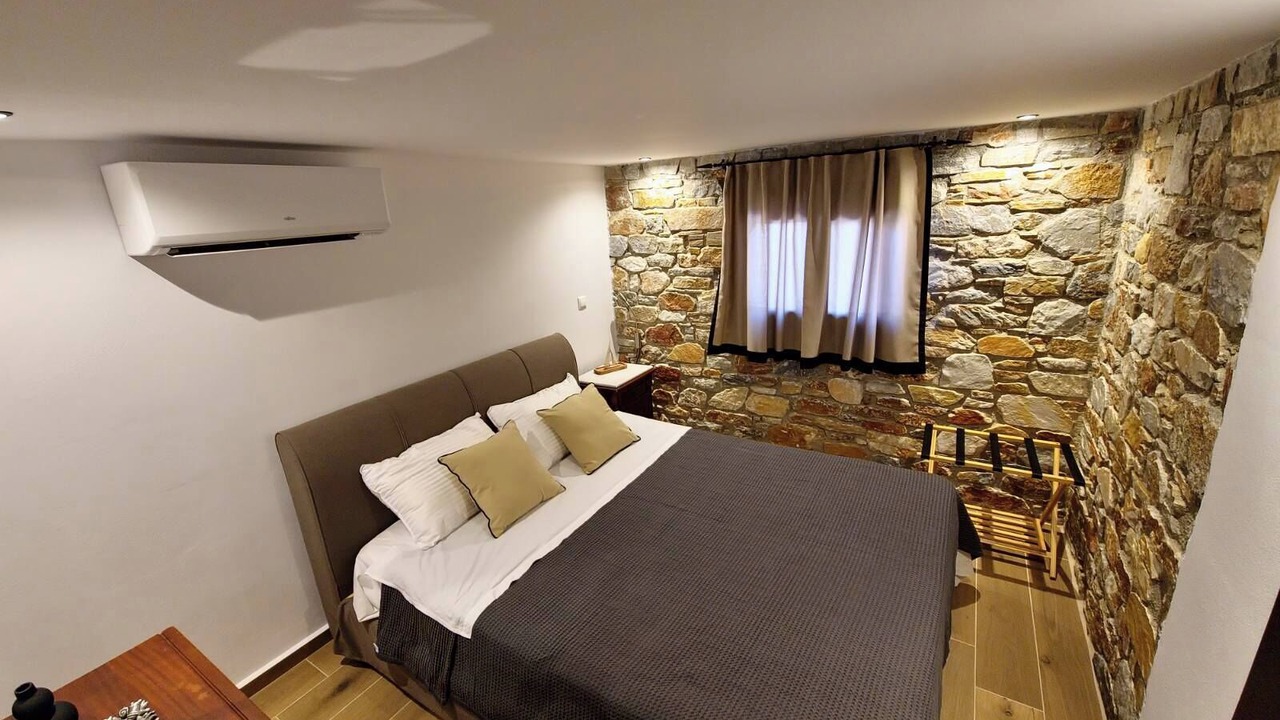 Photo of Bedroom in Megas Gialos