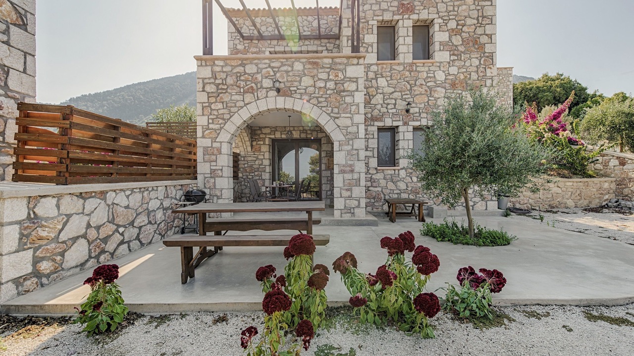 Photo of Outdoor in Asklipiio