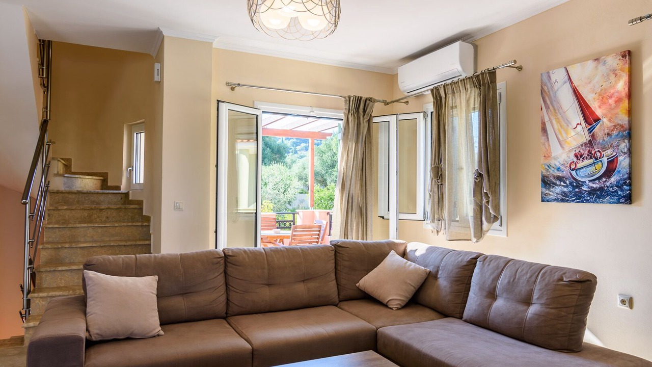Photo of Livingroom in Paliki