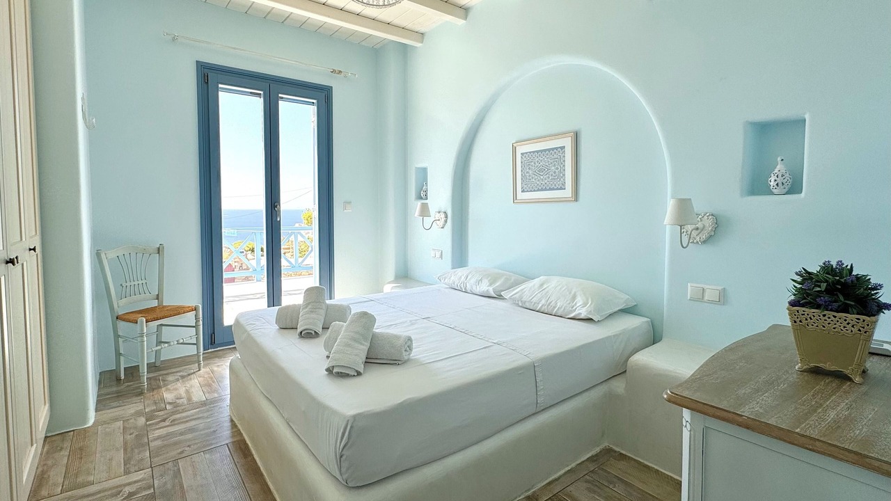 Photo of Bedroom in Ios