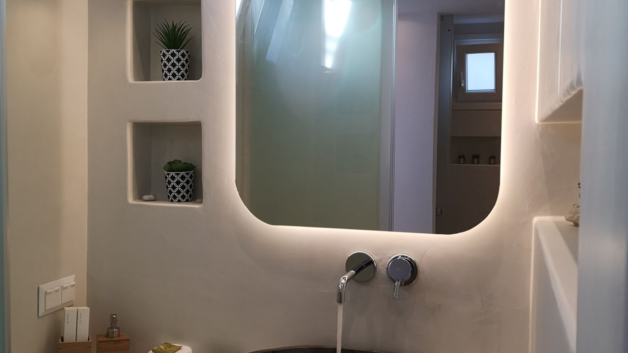 Photo of Bathroom in Parikia