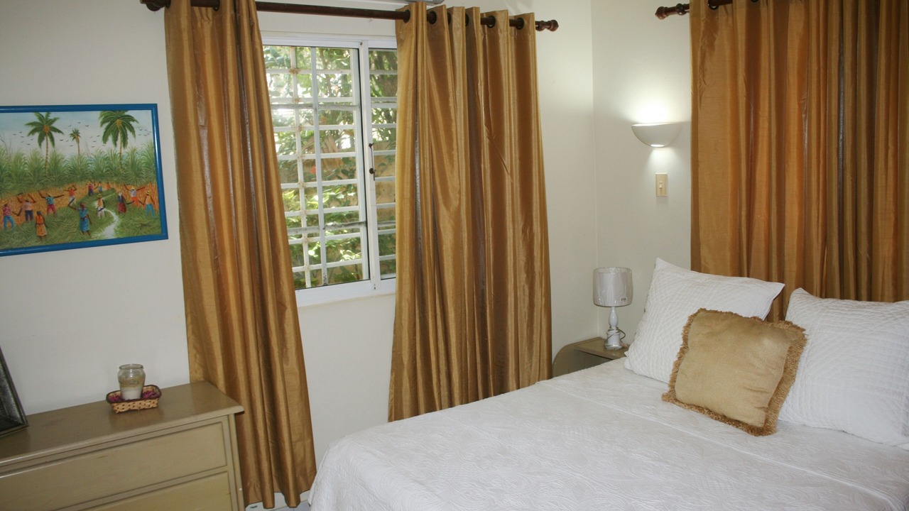Photo of Bedroom in Costambar