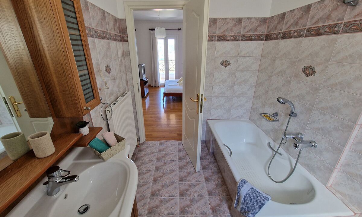 Photo of Bathroom in Porto Rafti