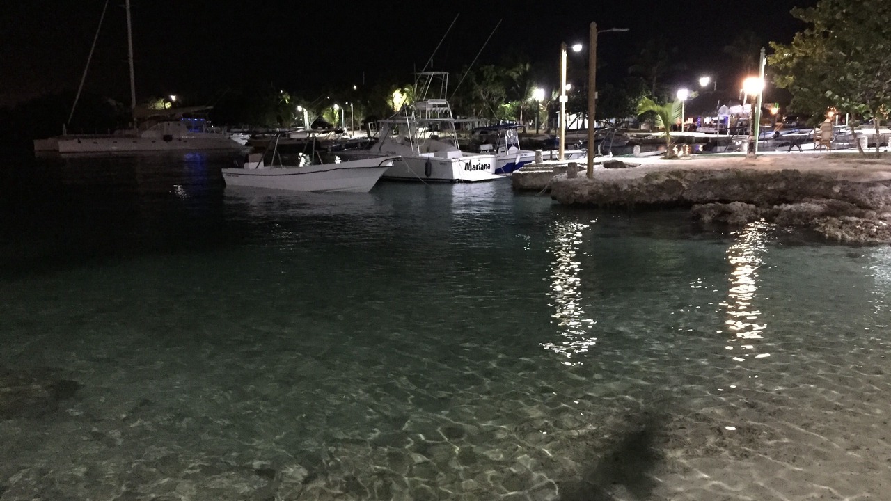 Photo of Others in Dominicus