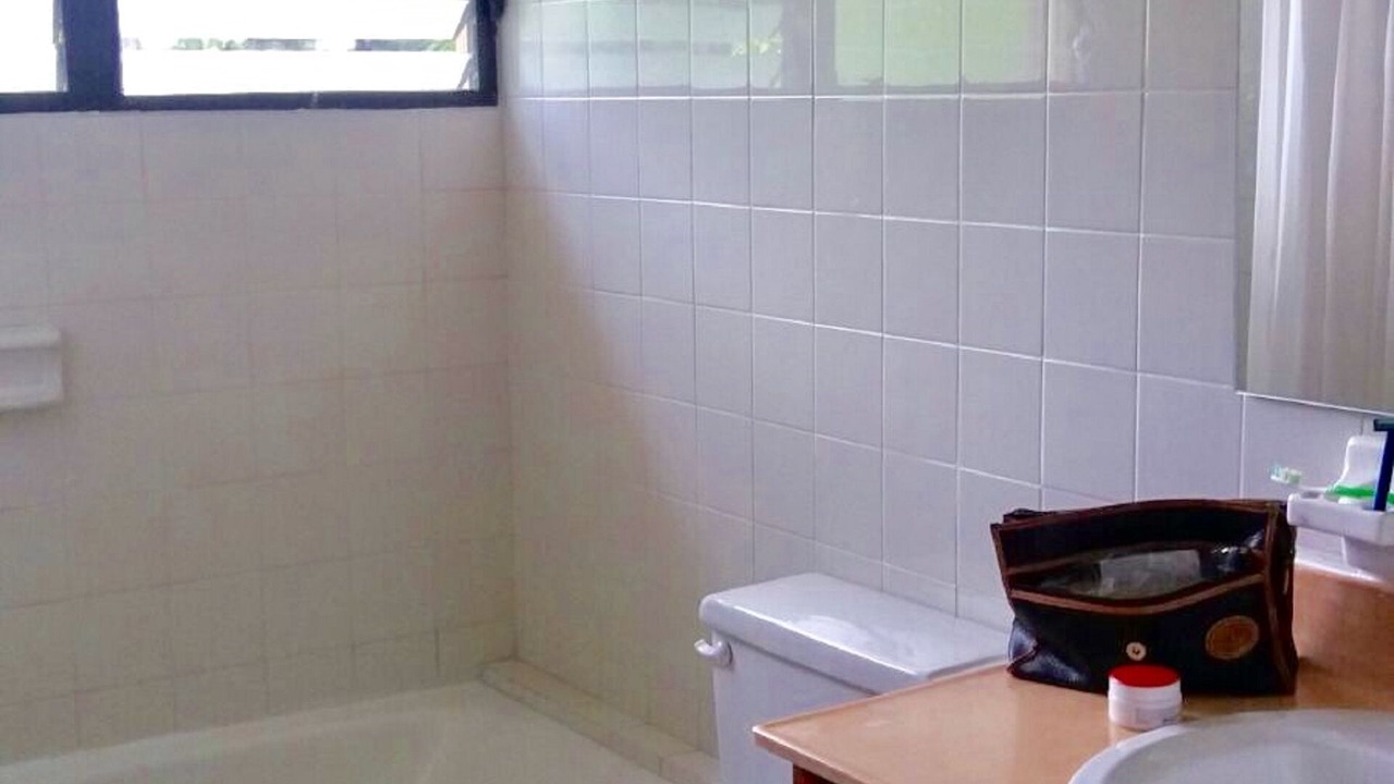 Photo of Bathroom in Costambar