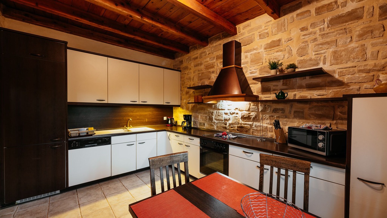 Photo of Kitchen in Atsipópoulon