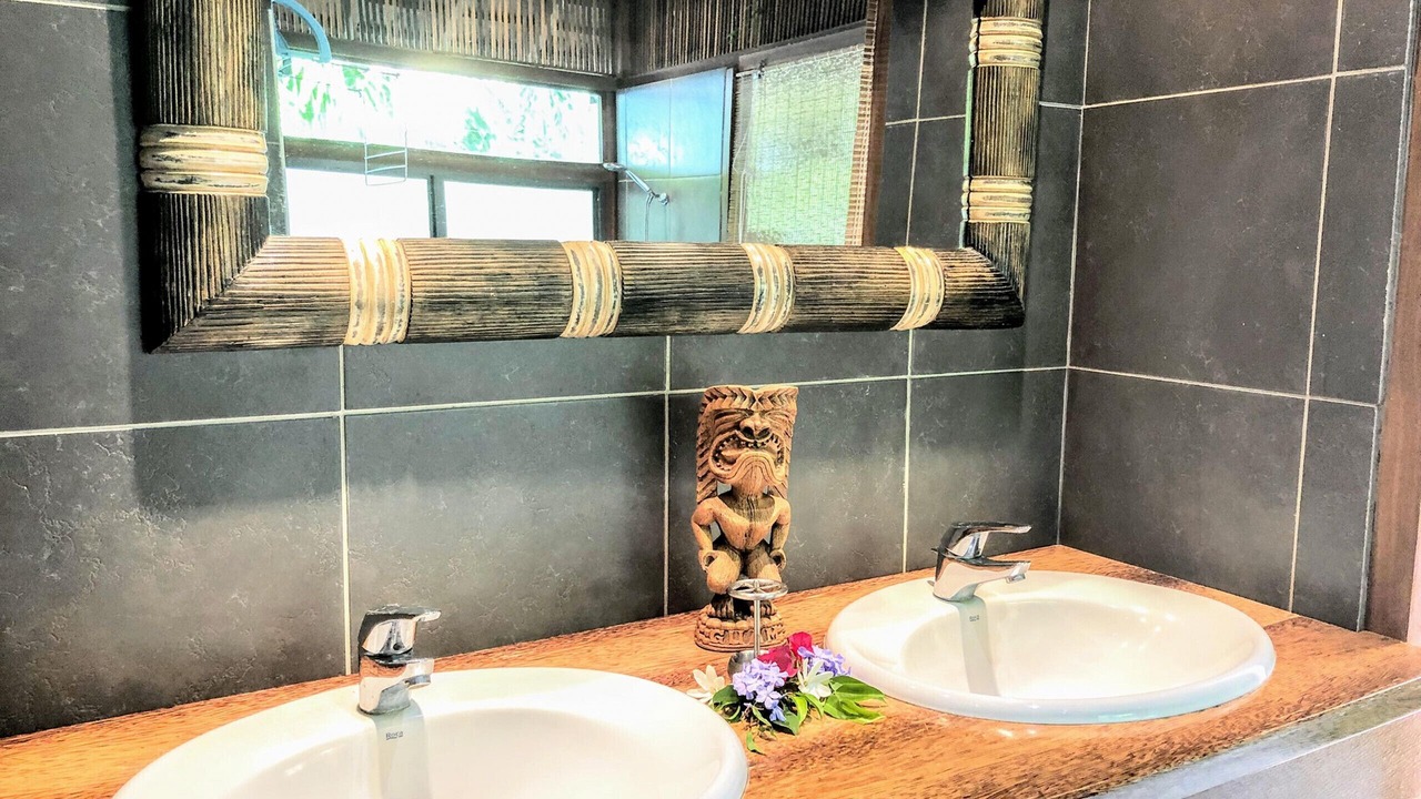 Photo of Bathroom in Moorea-Maiao