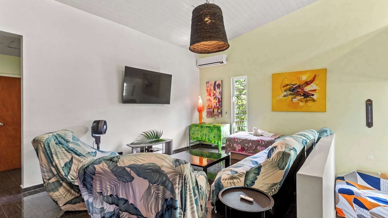 Photo of Bedroom in Moorea-Maiao