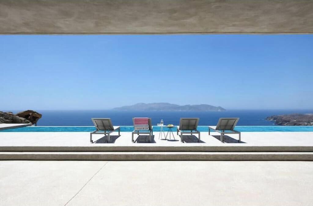 Photo of Patio Balcony in Ios
