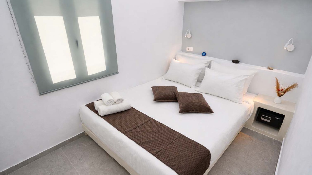Photo of Bedroom in Imerovigli
