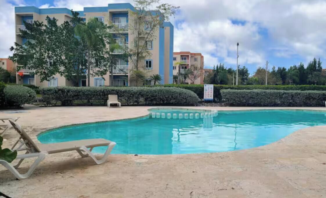 Photo of Outdoor in Veron