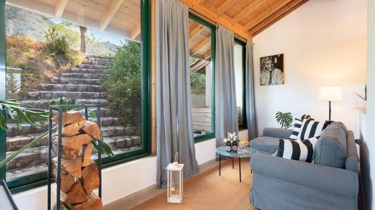 Photo of Livingroom in Kamiros