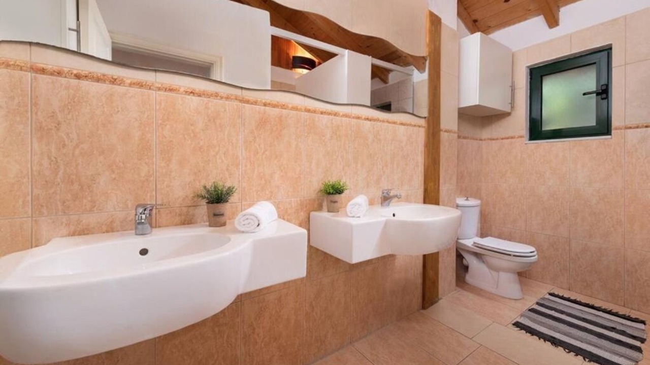 Photo of Bathroom in Kamiros