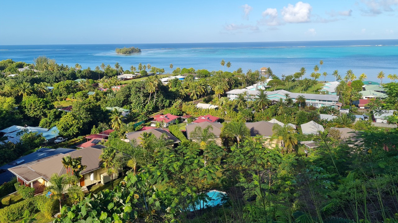 Photo of Outdoor in Teahupoo