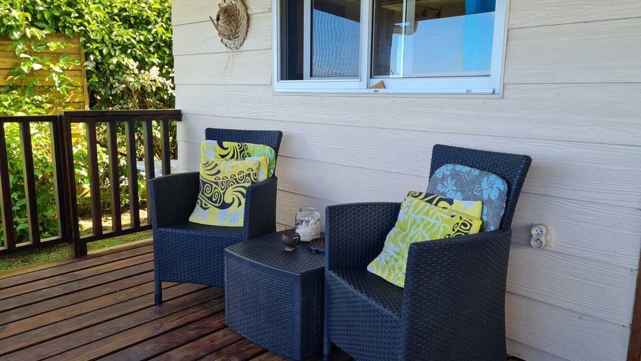 Photo of Patio Balcony in Teahupoo