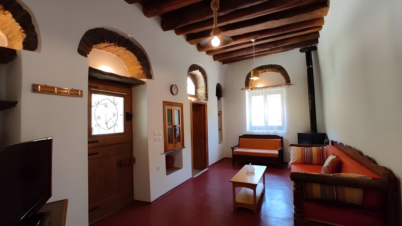 Photo of Livingroom in Andros
