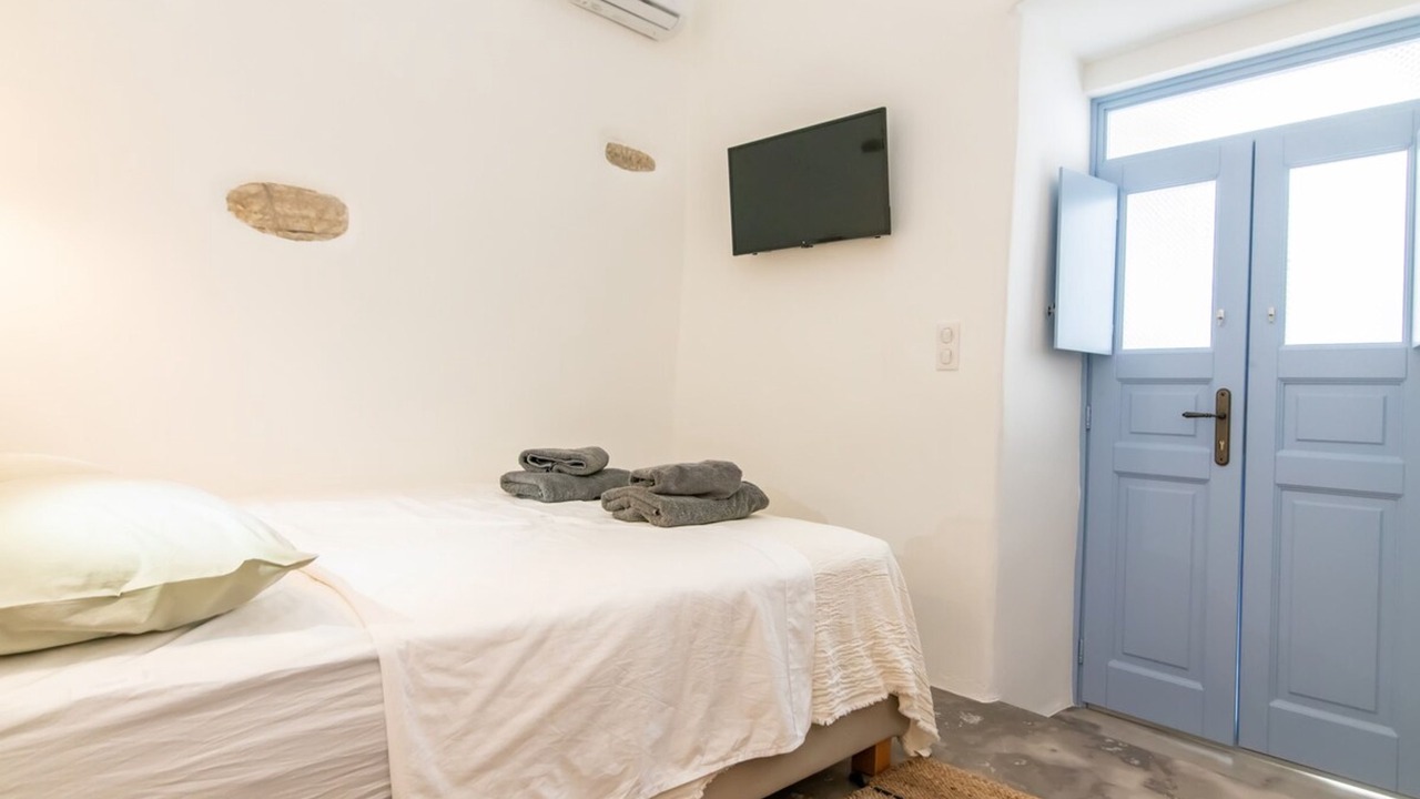 Photo of Bedroom in Tinos Town