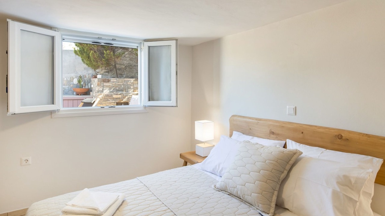 Photo of Bedroom in Parasporos