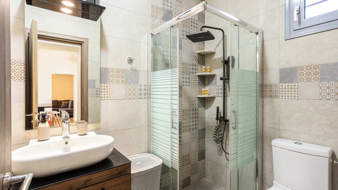 Photo of Bathroom in Isthmia