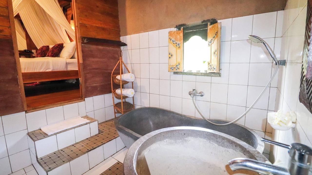 Photo of Bathroom in Petulu