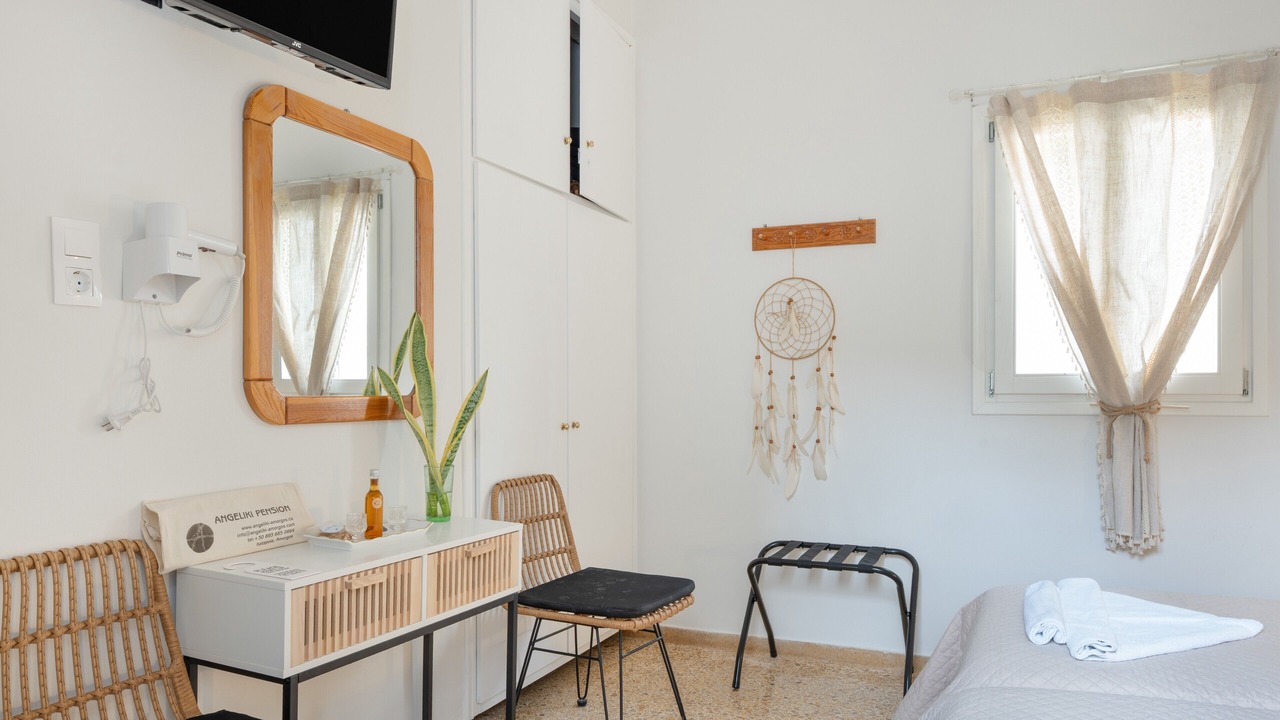 Photo of Bedroom in Katapola