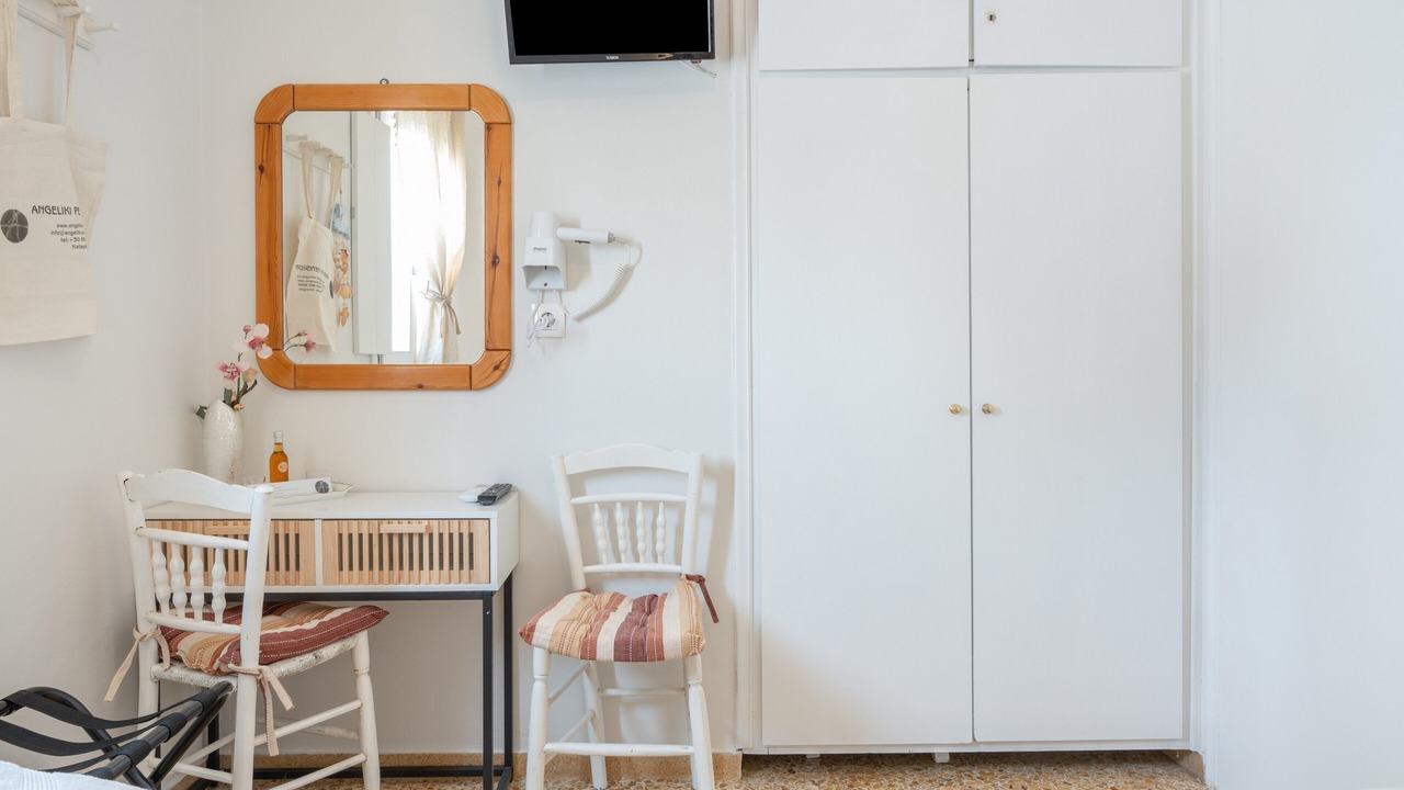Photo of Bedroom in Katapola