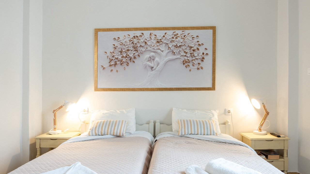 Photo of Bedroom in Katapola