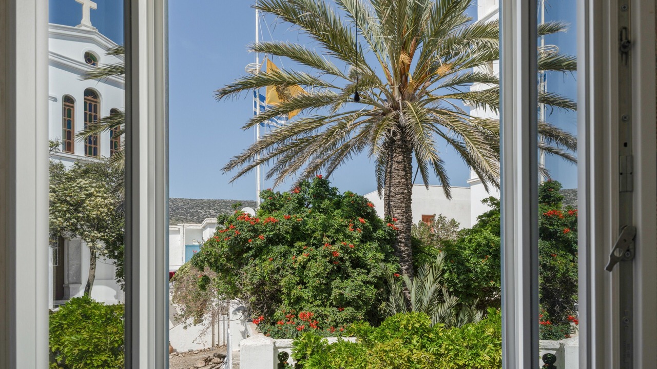 Photo of Others in Katapola