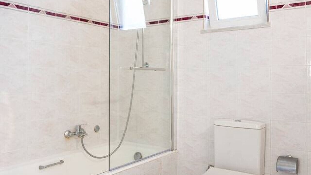Photo of Bathroom in Marmari