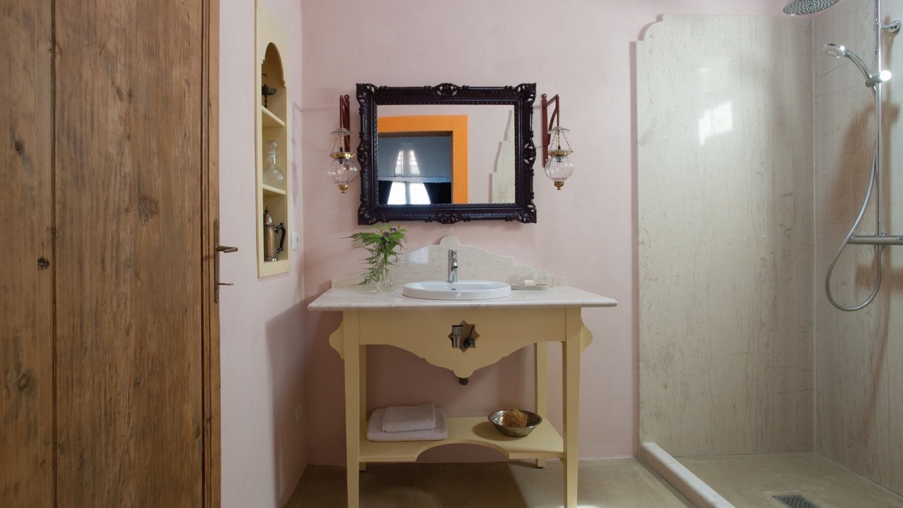 Photo of Bathroom in Rhodes Old Town