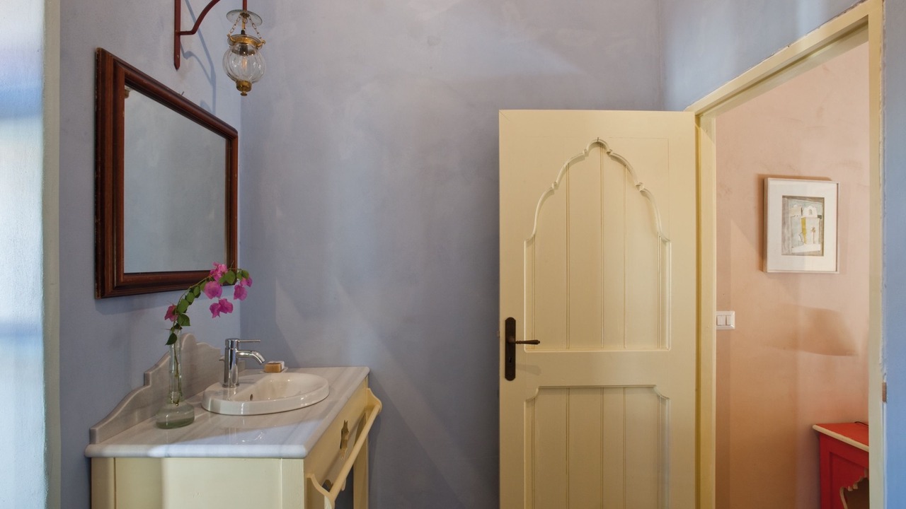 Photo of Bathroom in Rhodes Old Town