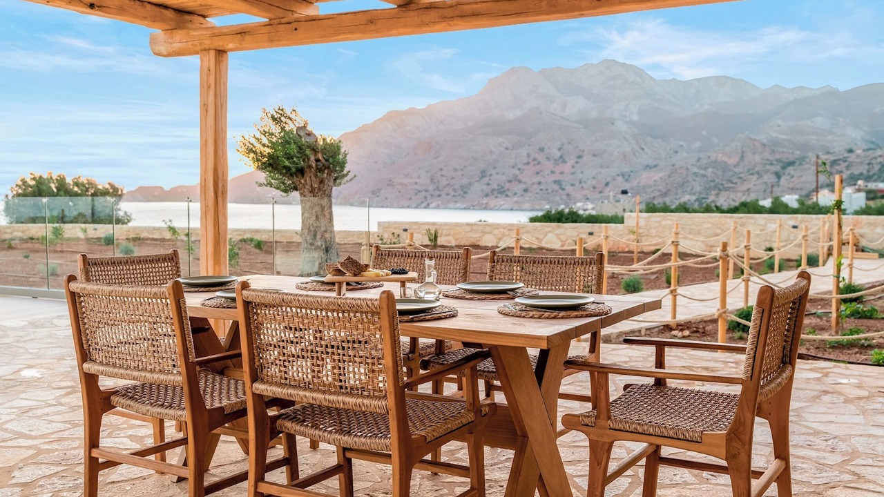 Photo of Outdoor in Minoa Pediada