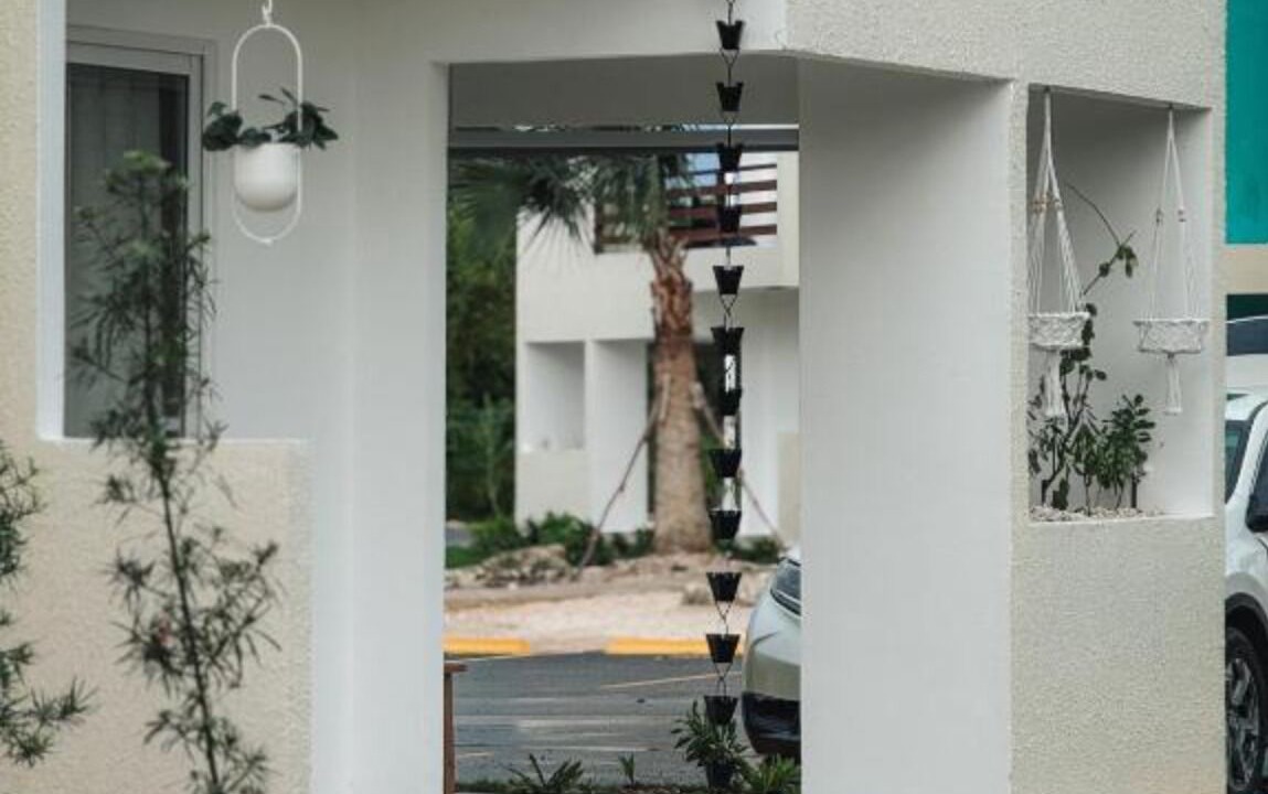 Photo of Outdoor in Veron