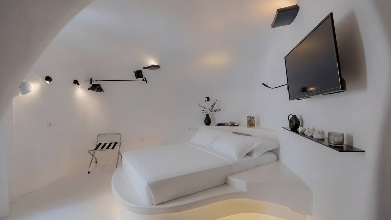 Photo of Bedroom in Fira