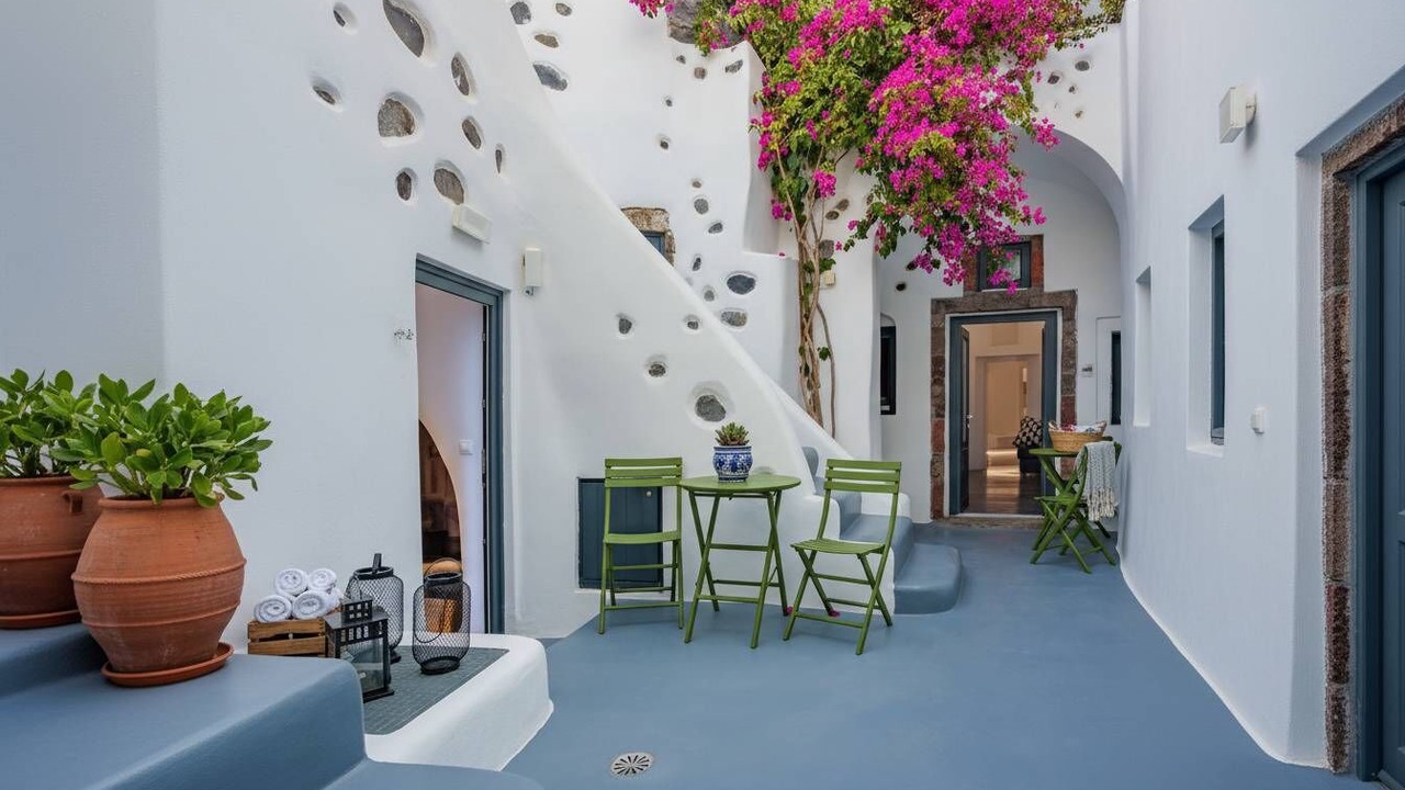 Photo of Outdoor in Fira