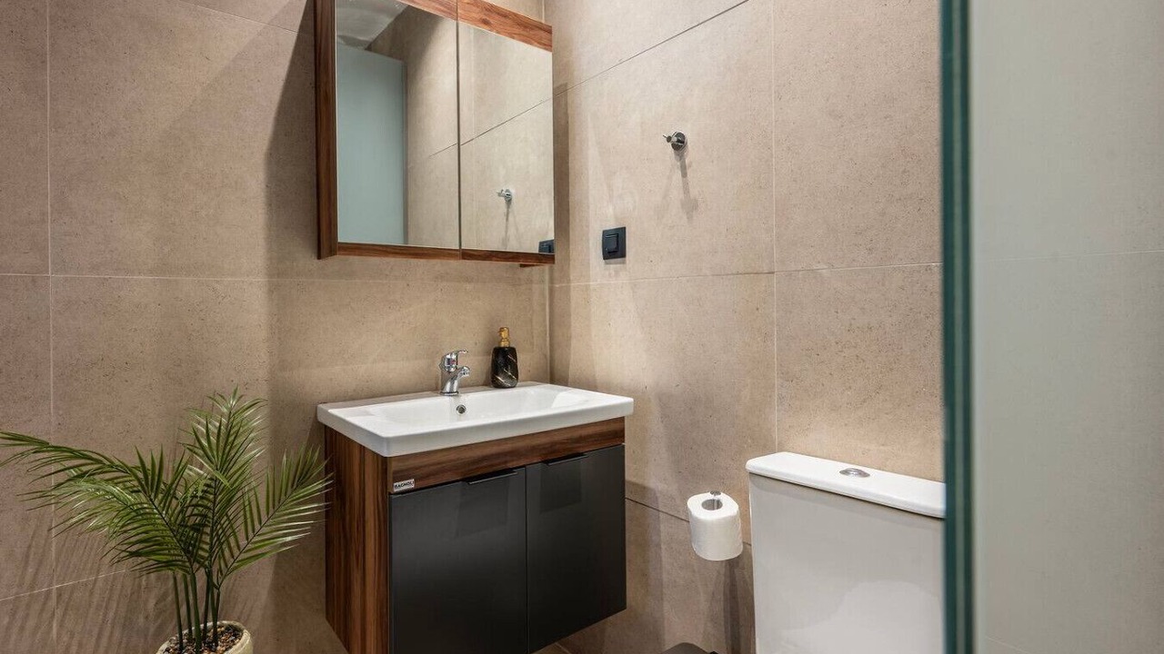 Photo of Bathroom in Marmari
