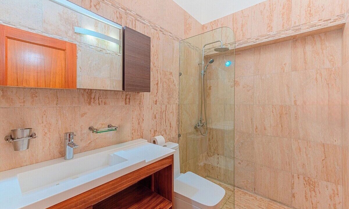 Photo of Bathroom in La Esplanada