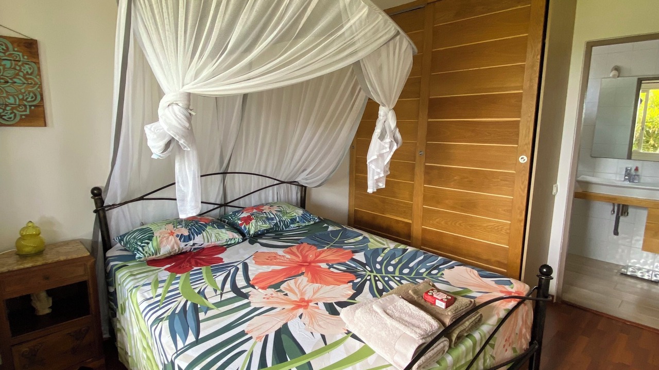Photo of Bedroom in Punaauia