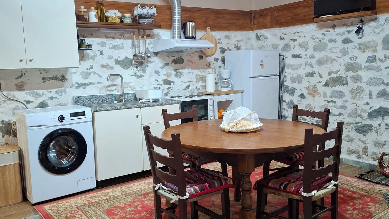 Photo of Kitchen in Kymi-Aliveri