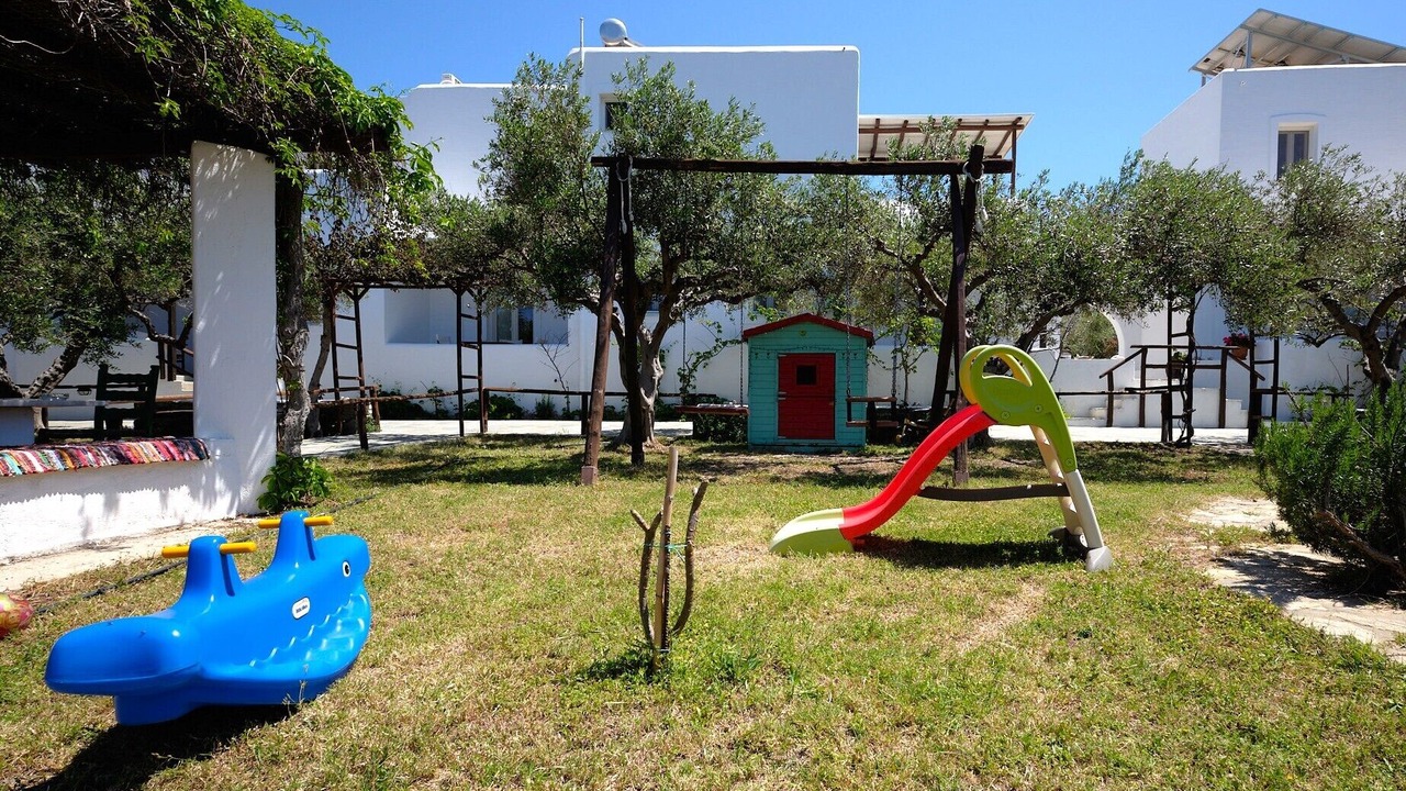 Photo of Others in Parasporos