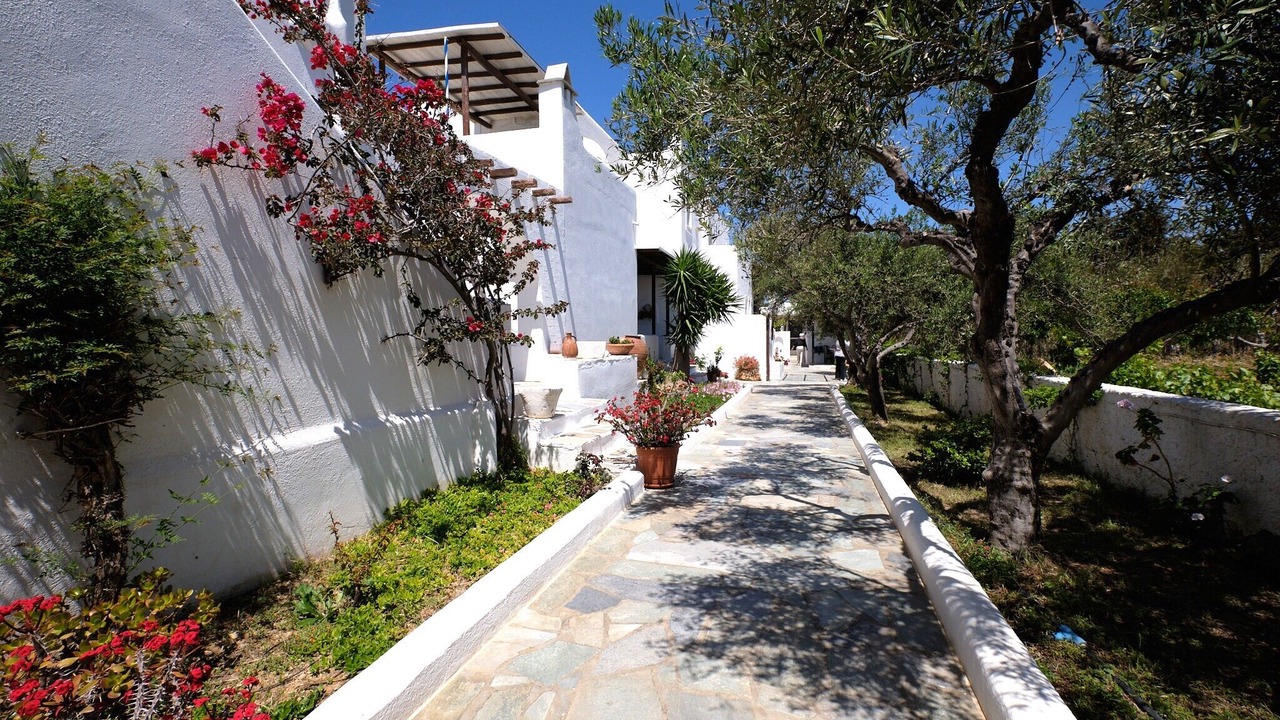 Photo of Outdoor in Parasporos