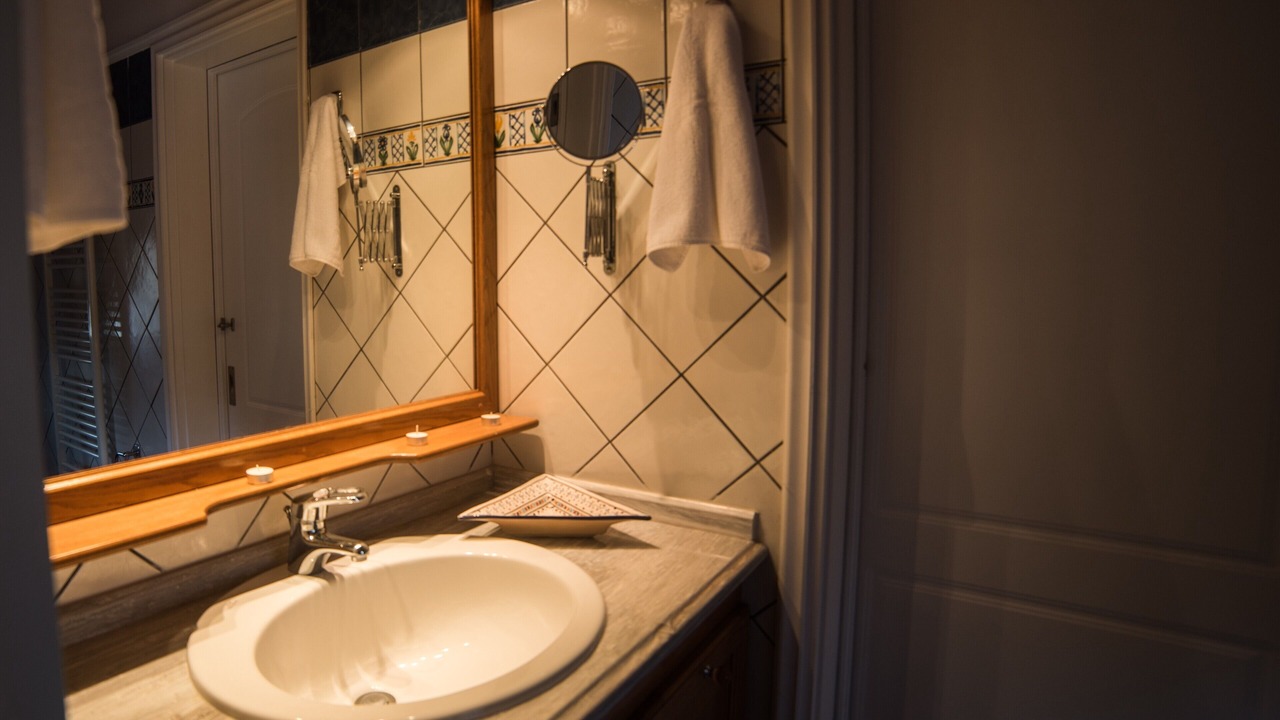 Photo of Bathroom in Limni Vouliagmenis