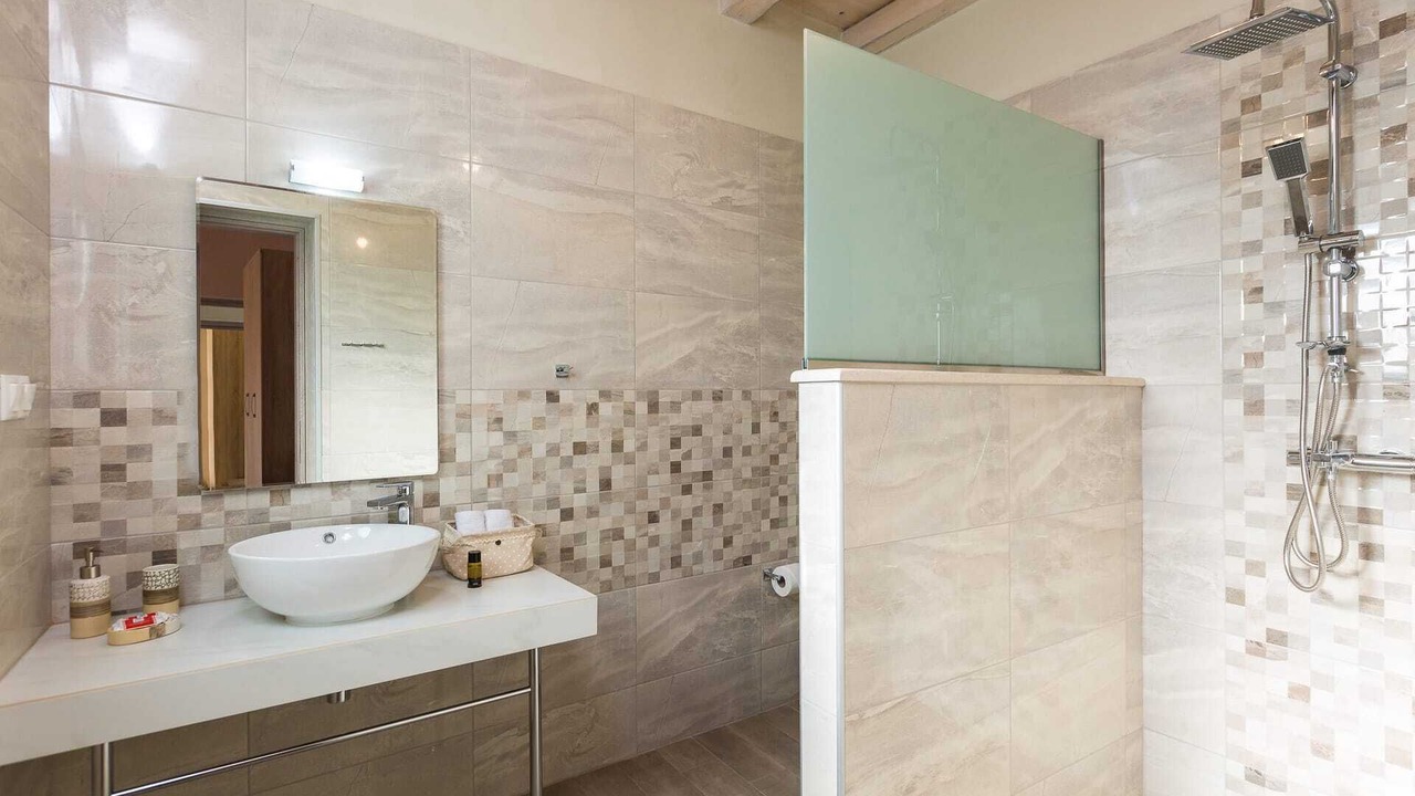 Photo of Bathroom in Prines