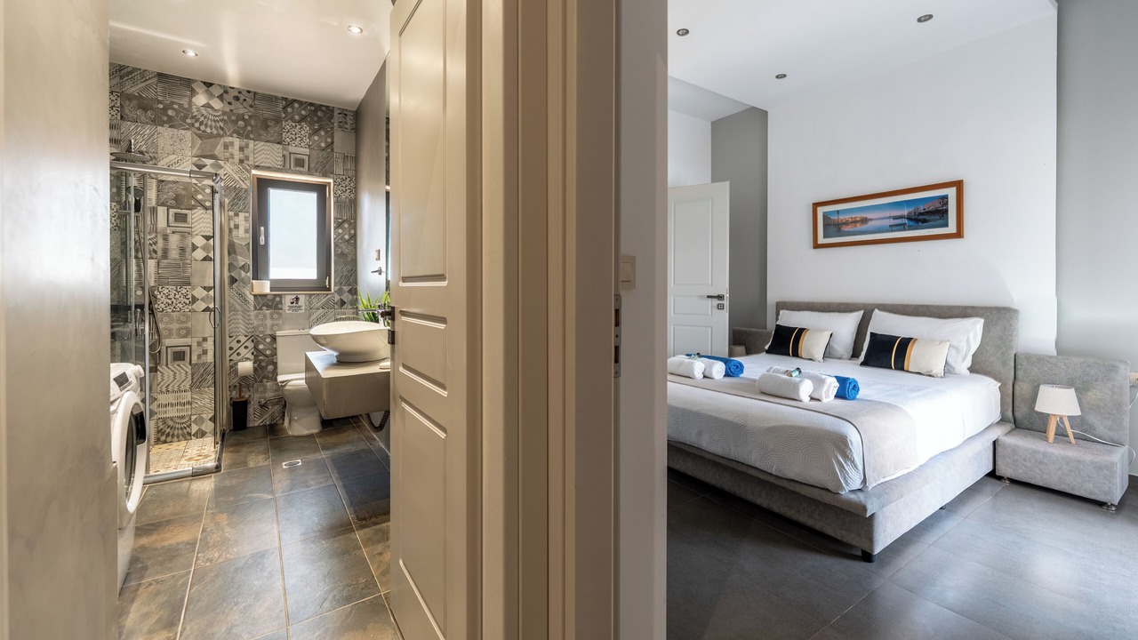 Photo of Bedroom in Douliana