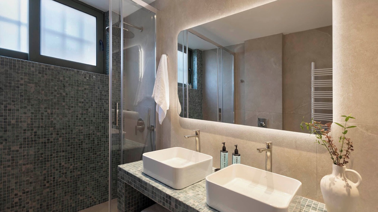 Photo of Bathroom in Agios Emilianos