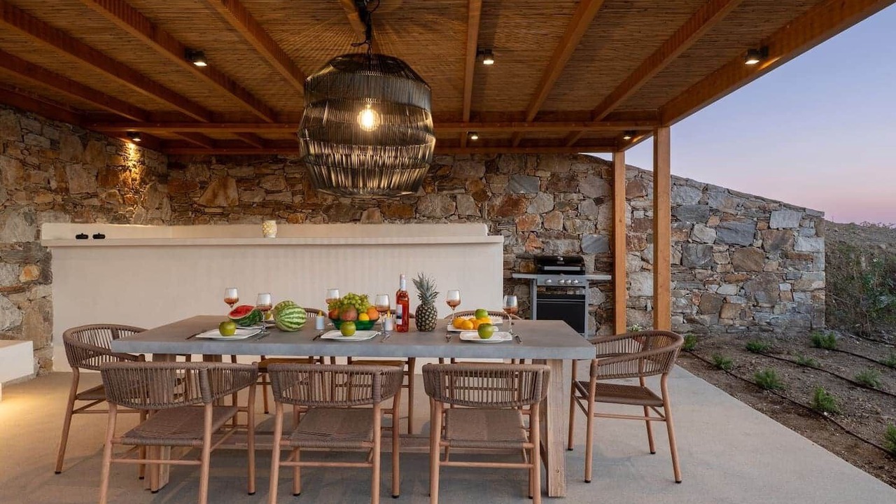 Photo of Outdoor in Glinado