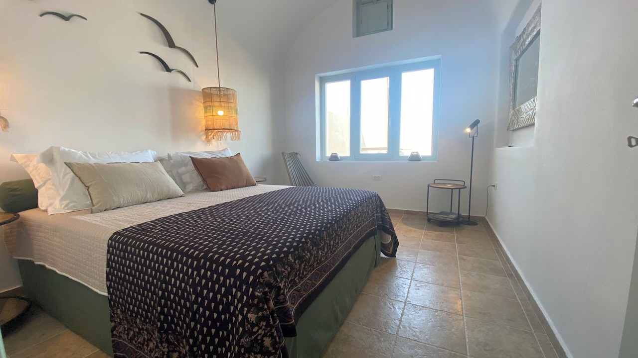 Photo of Bedroom in Imerovigli