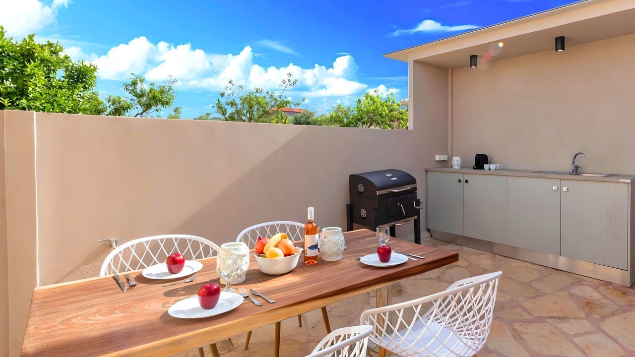 Photo of Outdoor in Dramia