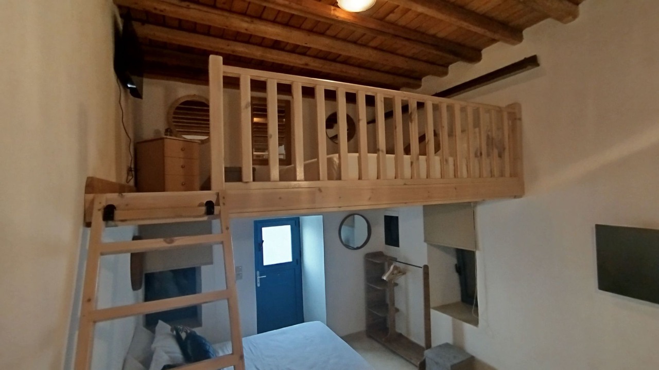Photo of Livingroom in Lagoudi Zia