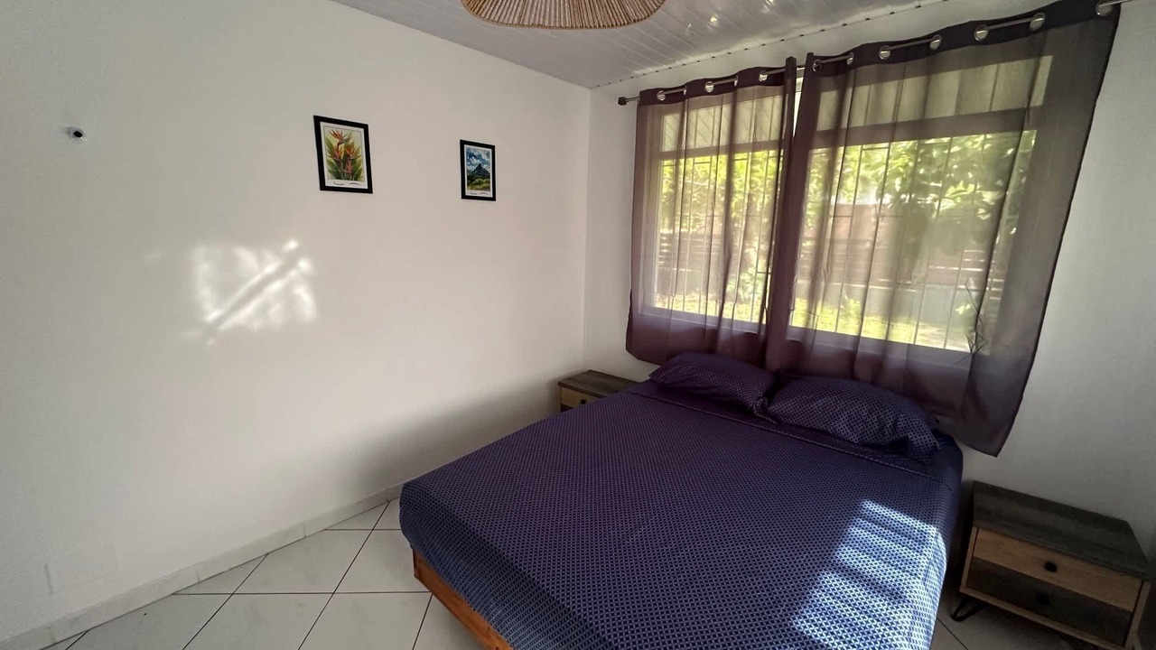 Photo of Bedroom in Temae